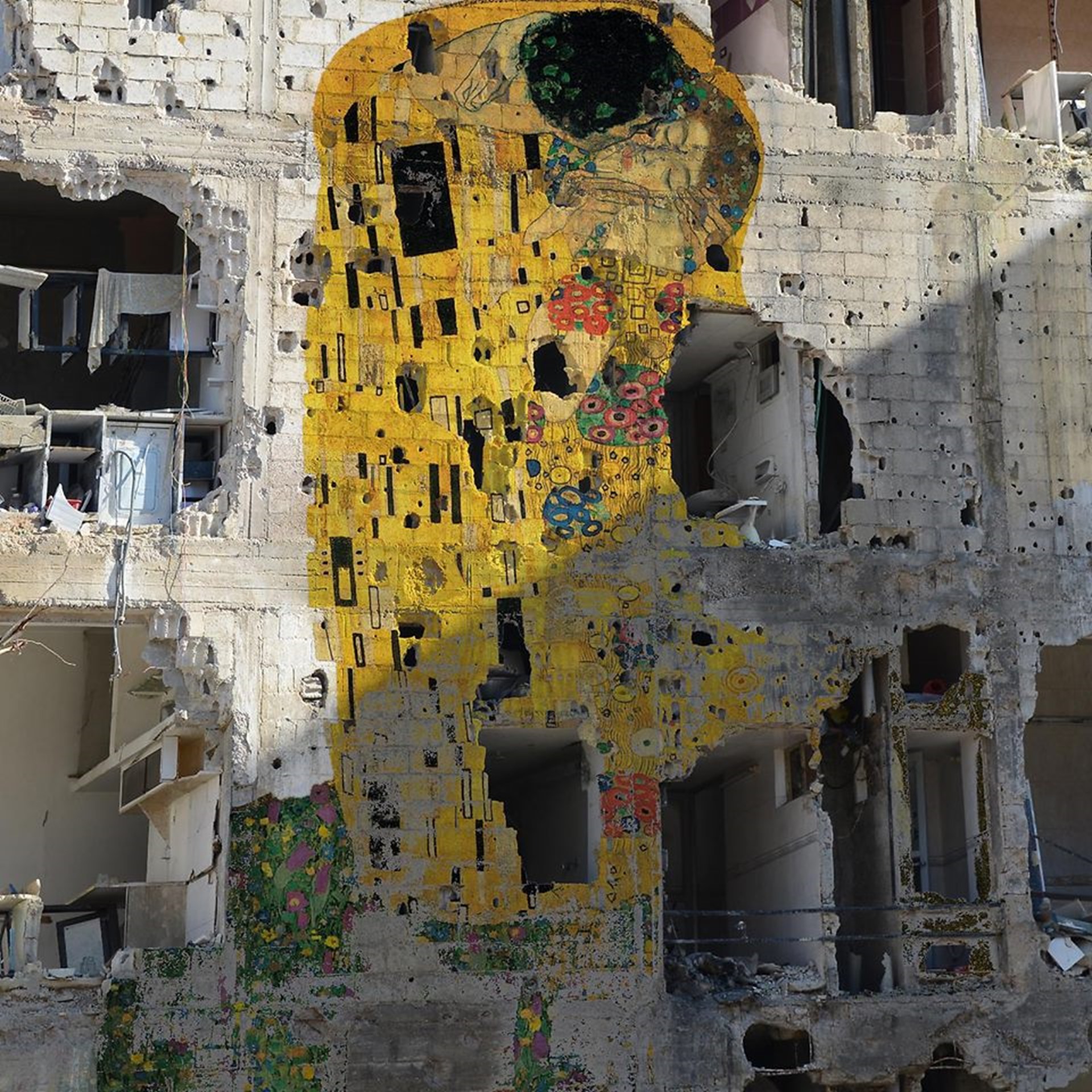 Un'altra Siria: il contrabbando delle opere d'arte  #STURMUNDWAR #ECATOMBENELLECATOMBE